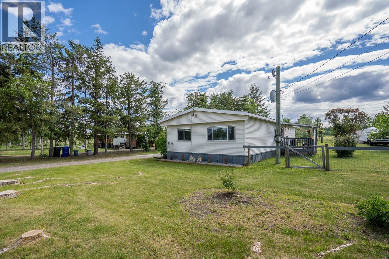 5166 Watson Lake Road, 100 Mile House, British Columbia  V0K 2E1 - Photo 2 - R3137389