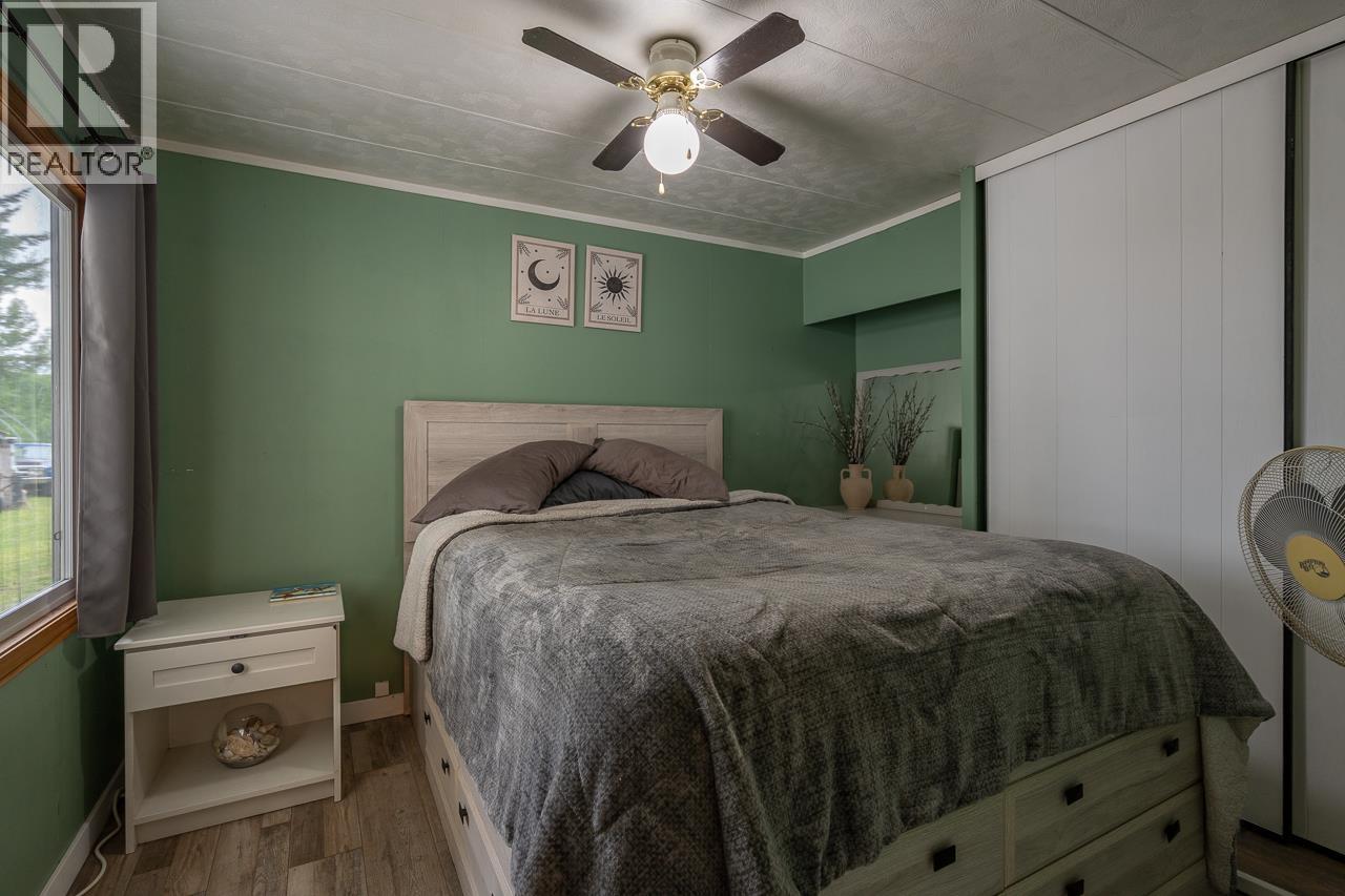 5166 Watson Lake Road, 100 Mile House, British Columbia  V0K 2E1 - Photo 25 - R3137389