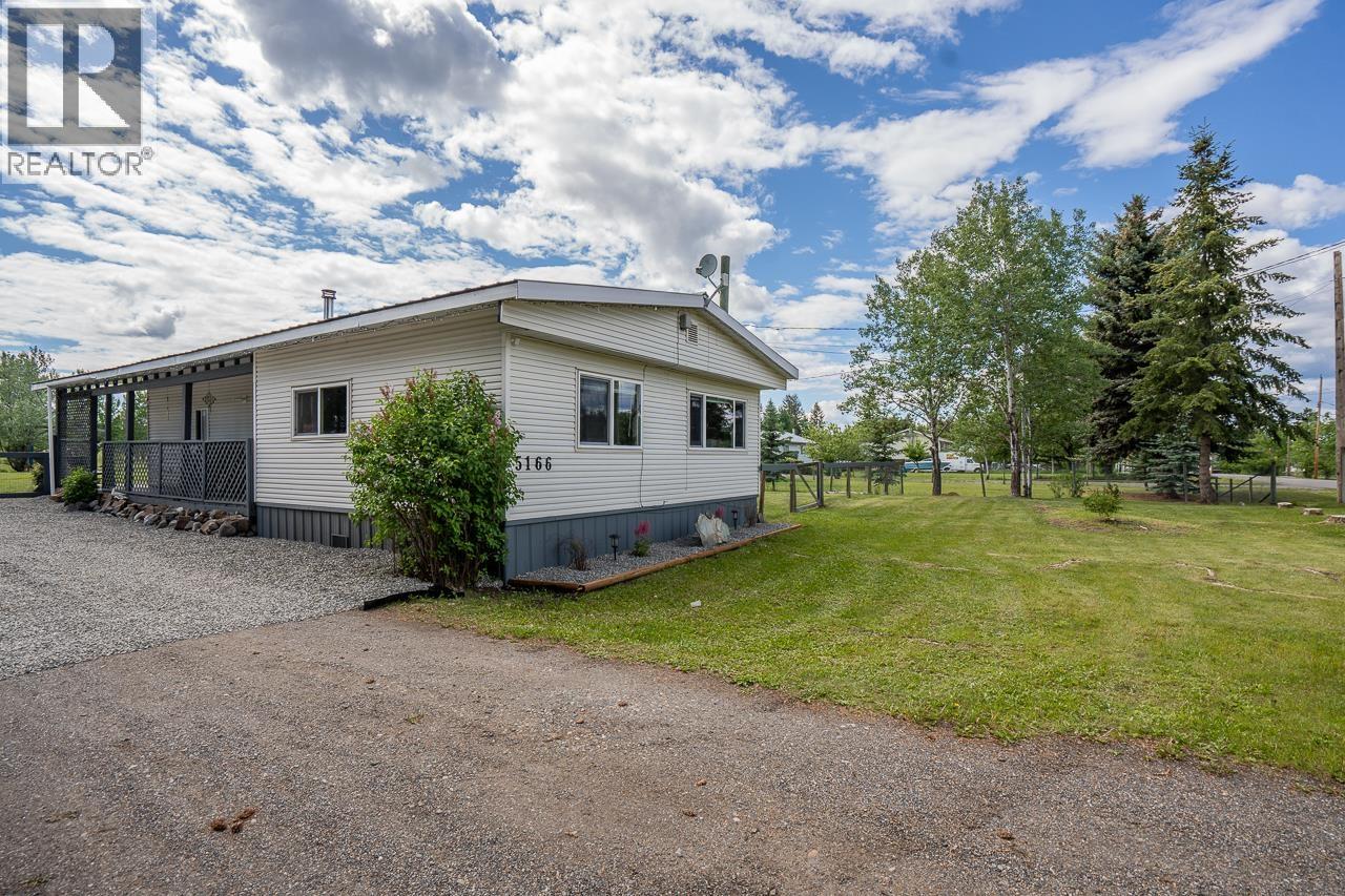 5166 Watson Lake Road, 100 Mile House, British Columbia  V0K 2E1 - Photo 30 - R3137389