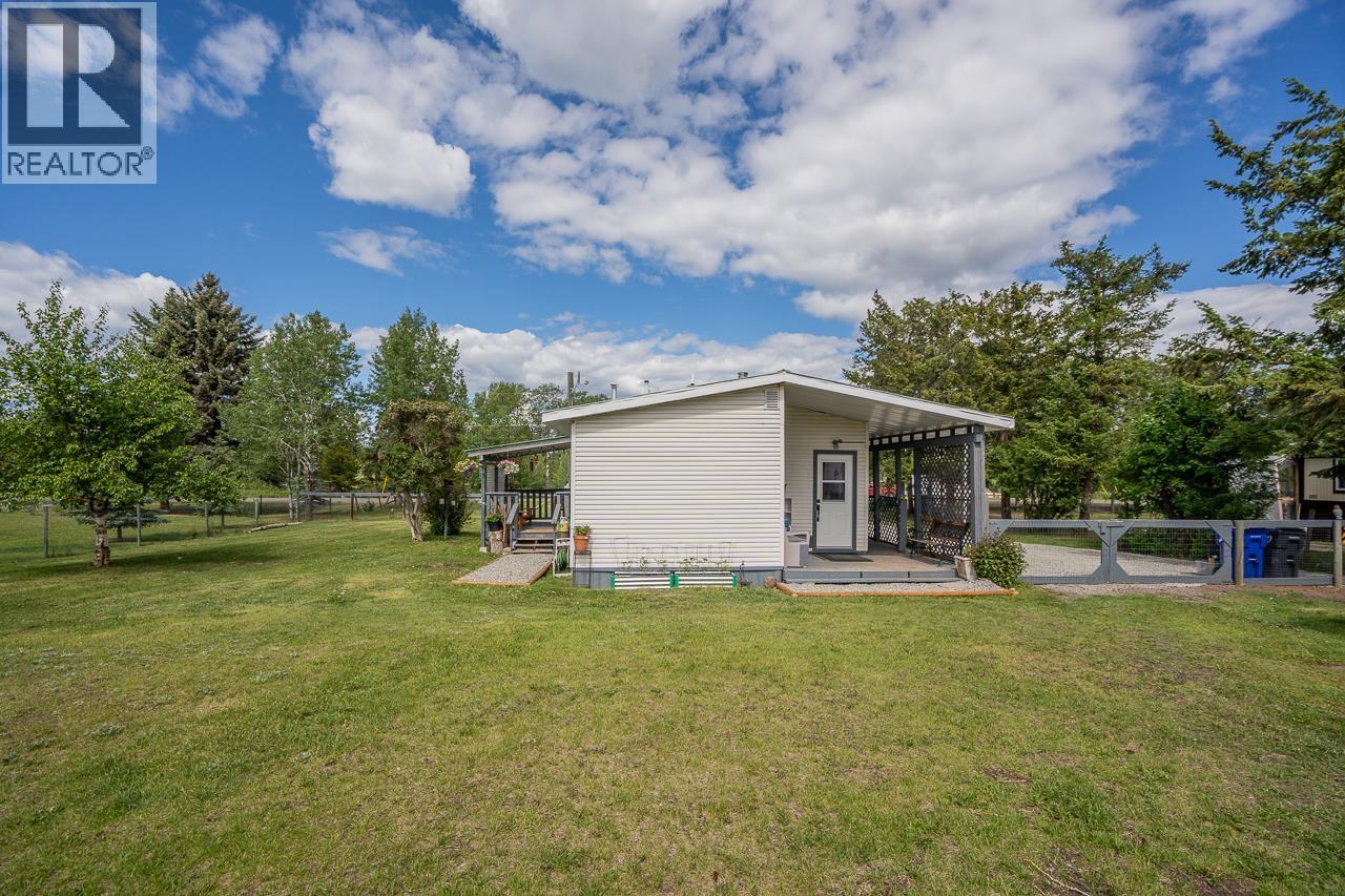 5166 Watson Lake Road, 100 Mile House, British Columbia  V0K 2E1 - Photo 31 - R3137389