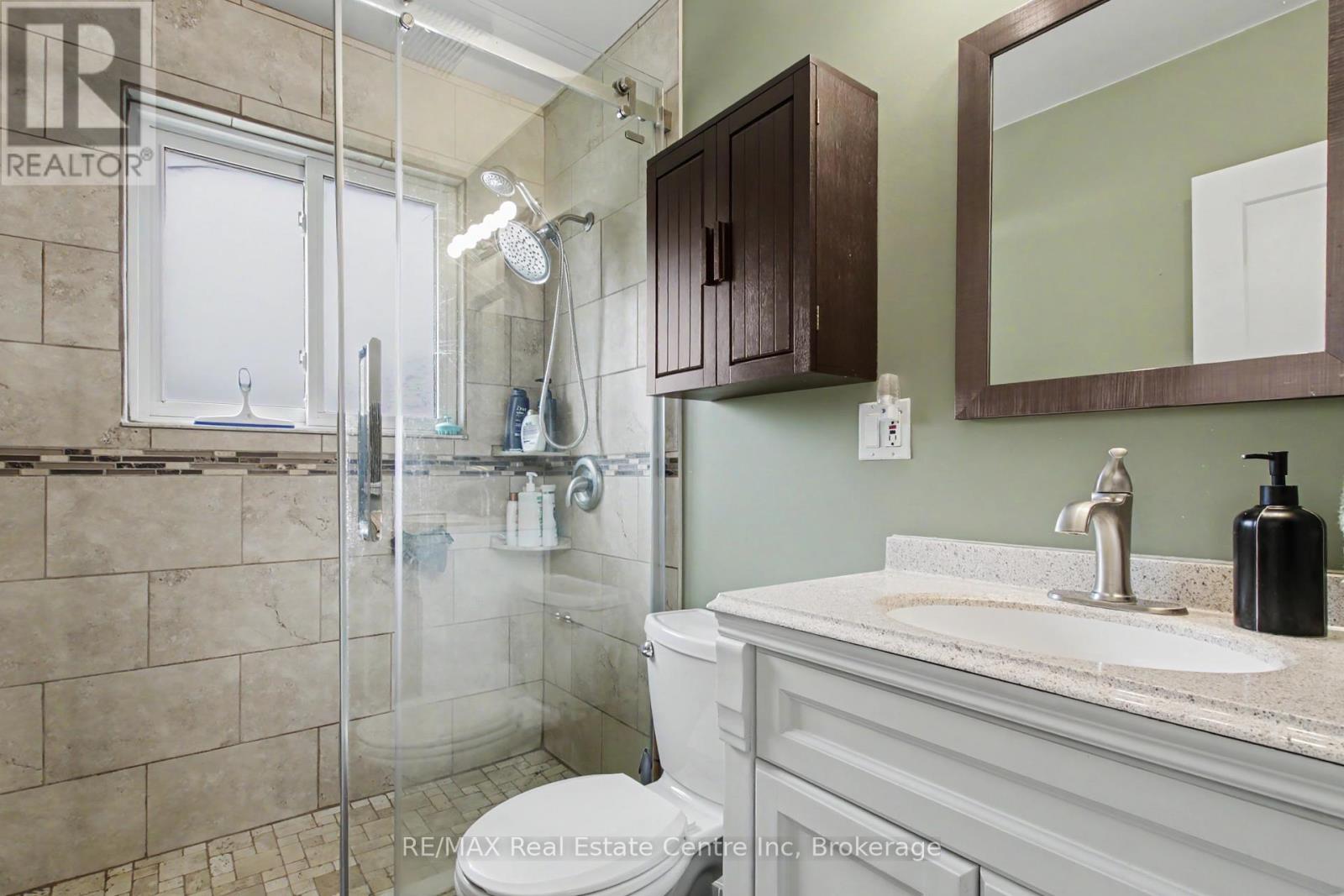 37 Ottawa Crescent, Guelph, Ontario  N1E 2A5 - Photo 17 - X13459910