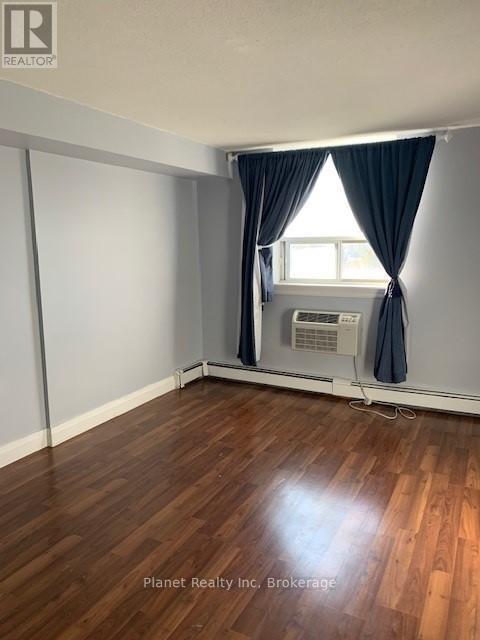902 - 55 Yarmouth Street, Guelph (Downtown), Ontario  N1H 7R4 - Photo 13 - X13459920