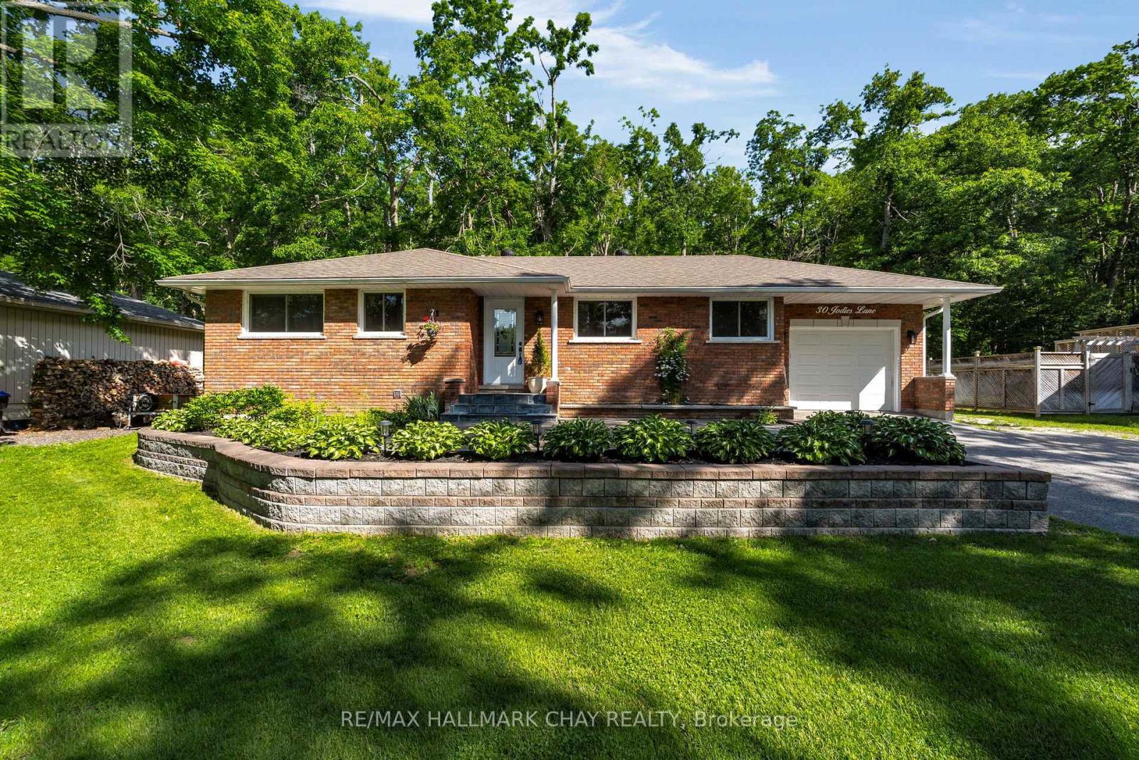 30 Jodies Lane, Springwater, Ontario  L0L 1X1 - Photo 2 - S13459162