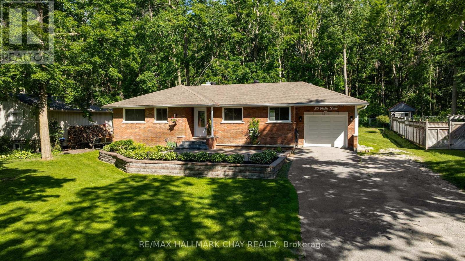 30 Jodies Lane, Springwater, Ontario  L0L 1X1 - Photo 3 - S13459162