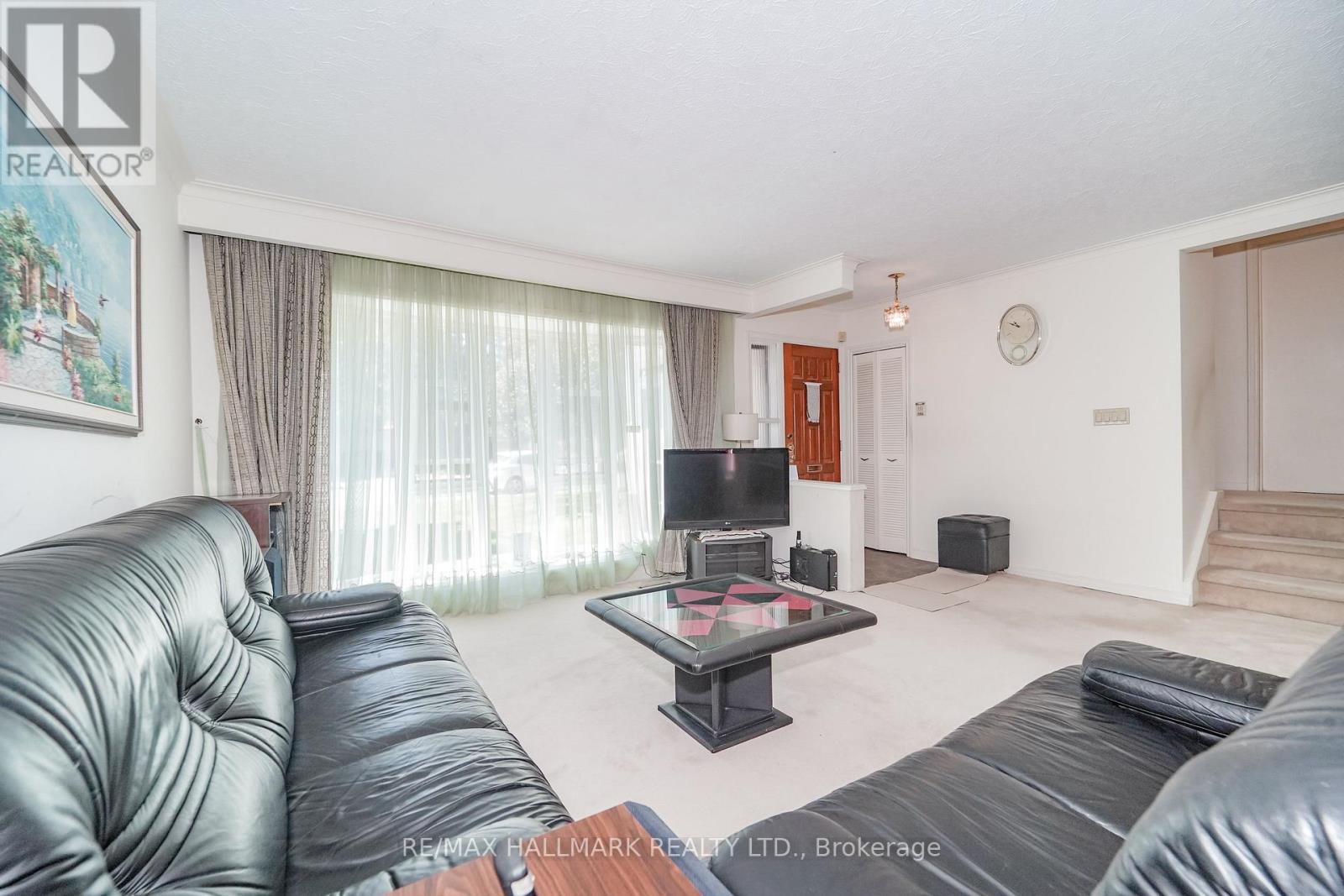 60 Vradenberg Drive, Toronto, Ontario  M1T 1M6 - Photo 16 - E13459934