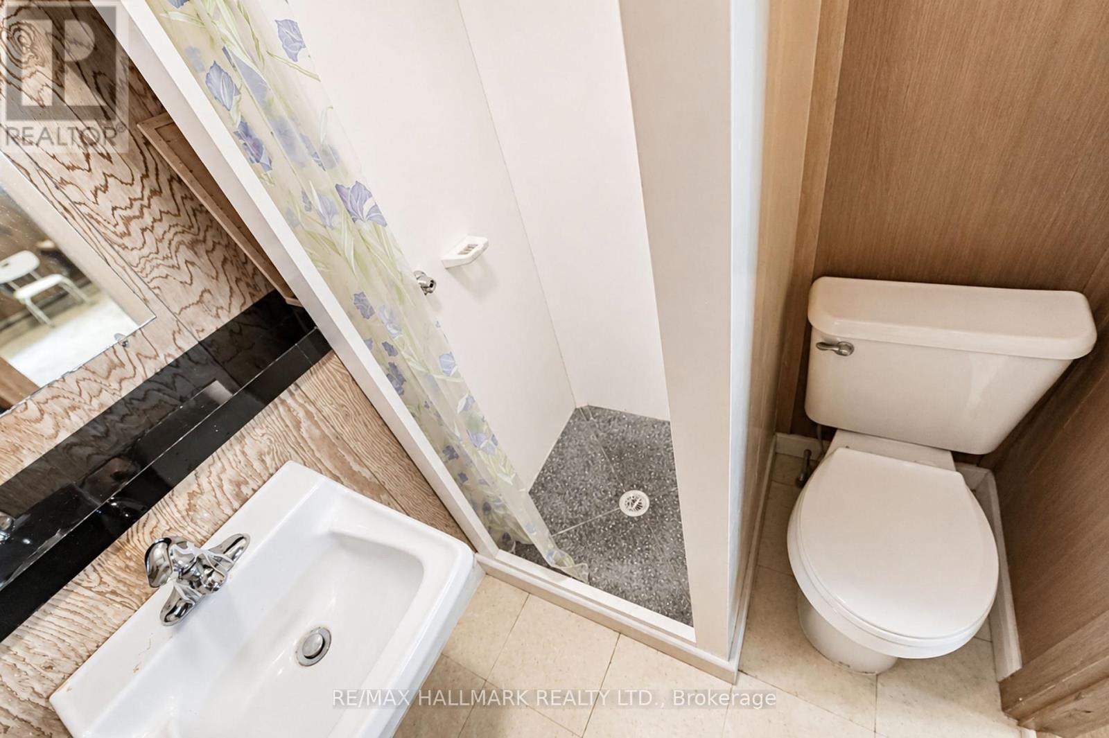 60 Vradenberg Drive, Toronto, Ontario  M1T 1M6 - Photo 32 - E13459934