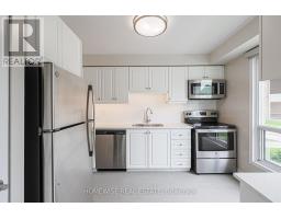 25 - 560 WAVERLY STREET N, Oshawa, Ontario
