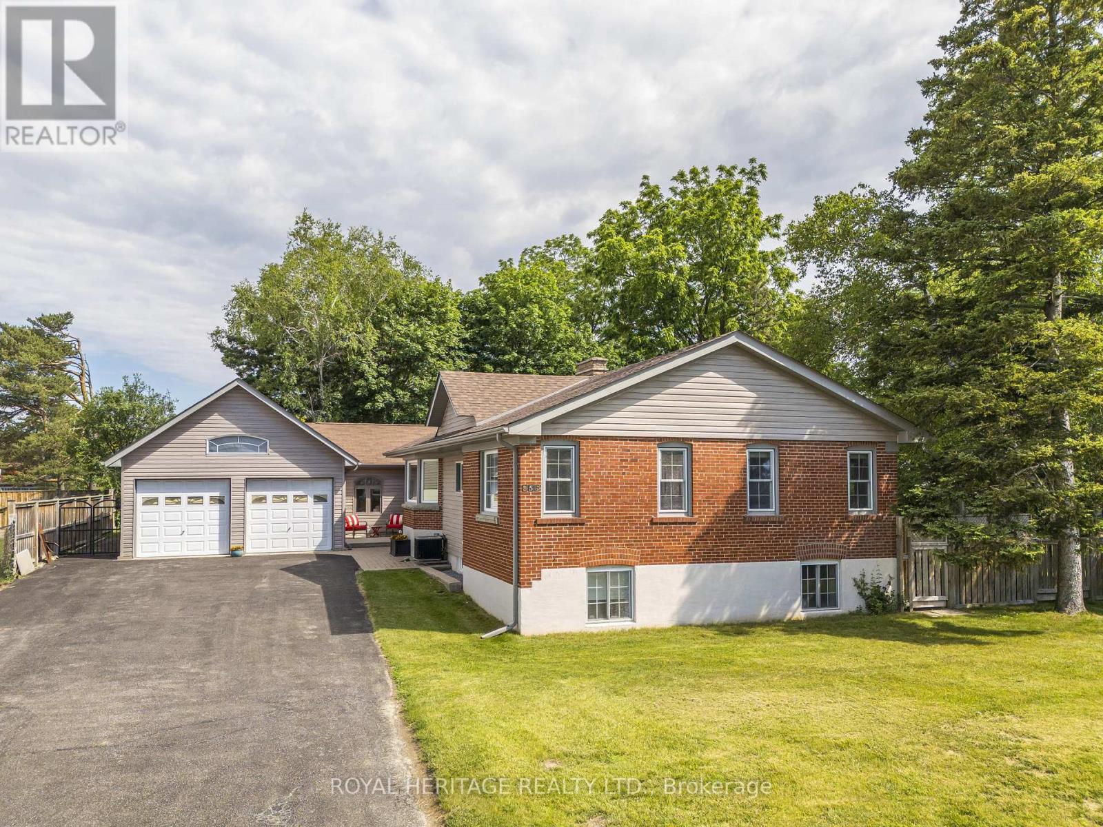 956 BAYSHORE COURT, Pickering, Ontario