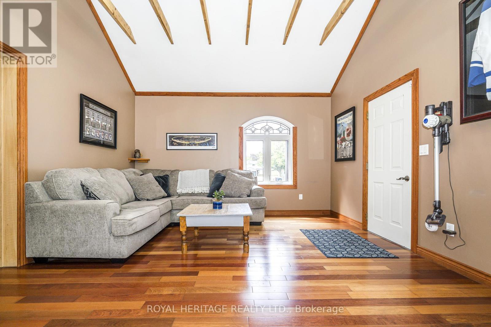 956 Bayshore Court, Pickering, Ontario  L1W 2Y3 - Photo 22 - E13459980