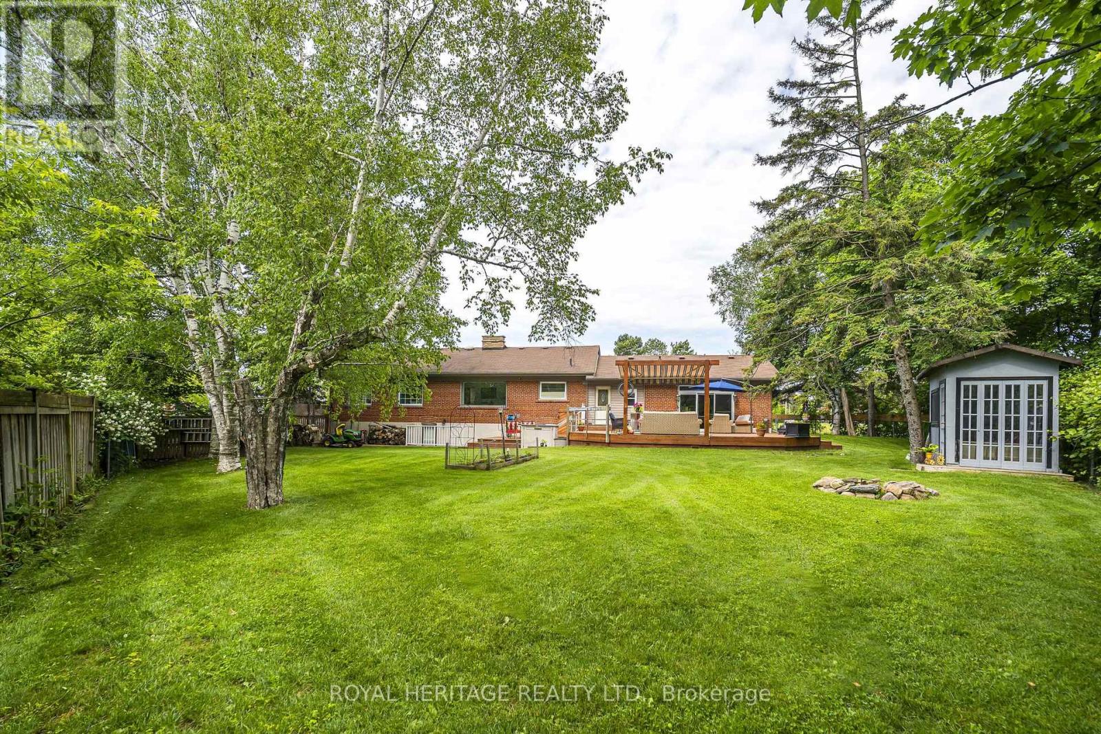 956 Bayshore Court, Pickering, Ontario  L1W 2Y3 - Photo 42 - E13459980