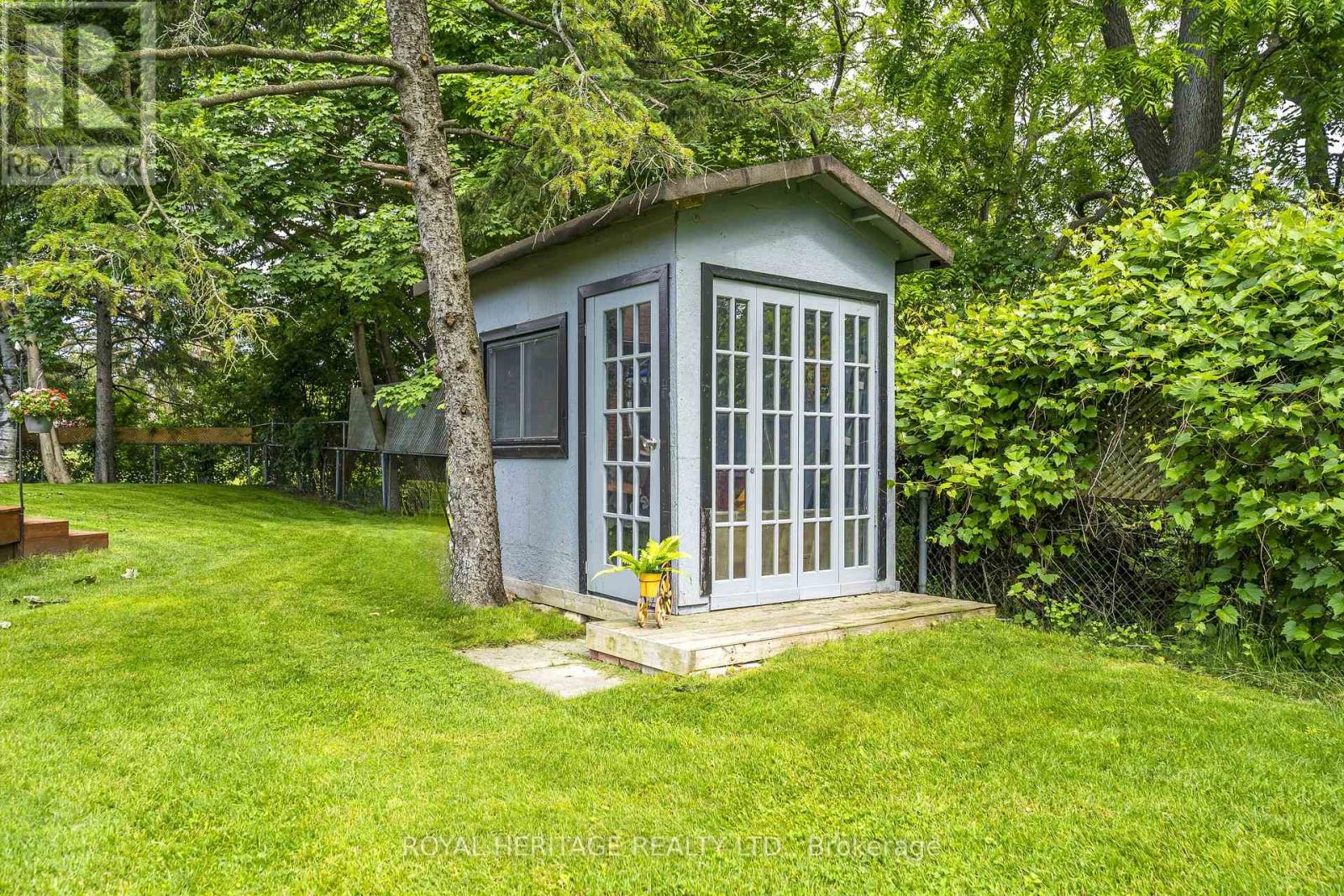 956 Bayshore Court, Pickering, Ontario  L1W 2Y3 - Photo 43 - E13459980
