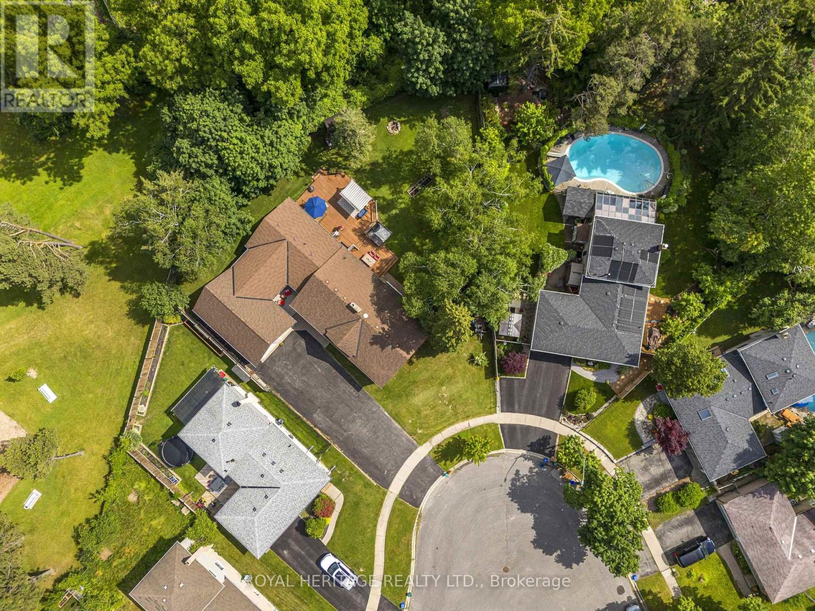 956 Bayshore Court, Pickering, Ontario  L1W 2Y3 - Photo 45 - E13459980