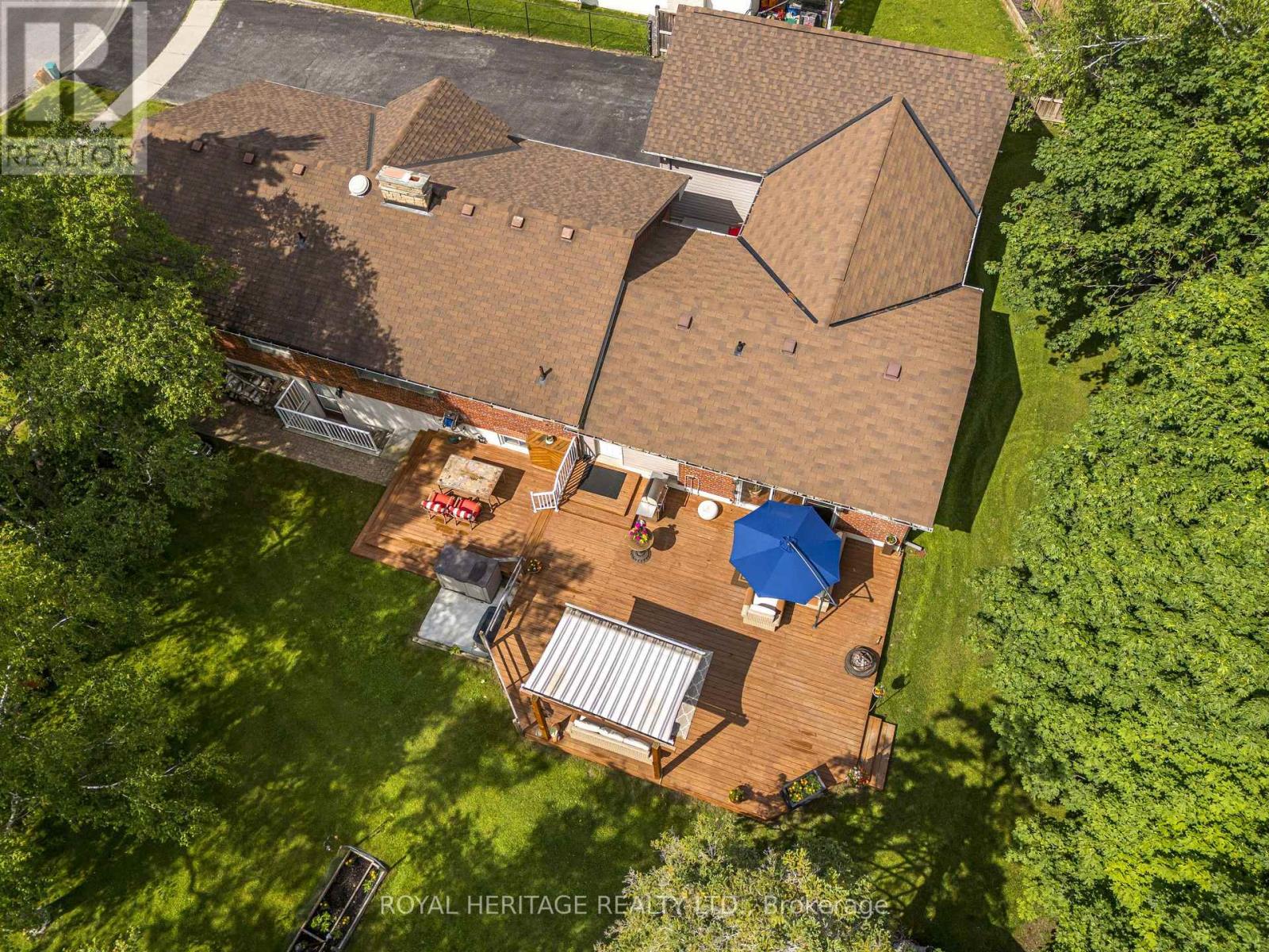 956 Bayshore Court, Pickering, Ontario  L1W 2Y3 - Photo 46 - E13459980