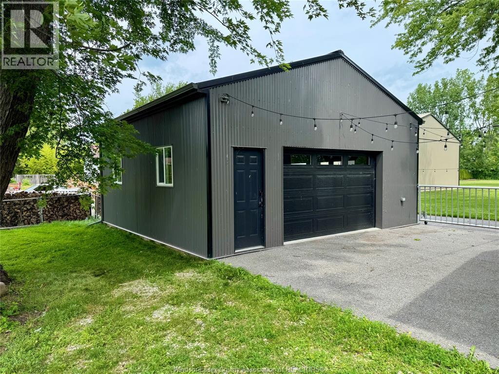 1052 County Rd 22, Lakeshore, Ontario N8L 0E1 - Photo 25 - 26014317