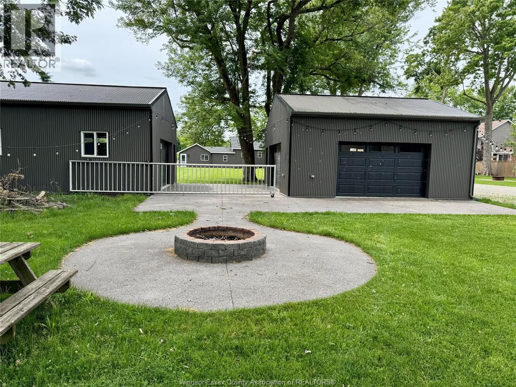 1052 County Rd 22, Lakeshore, Ontario N8L 0E1 - Photo 32 - 26014317