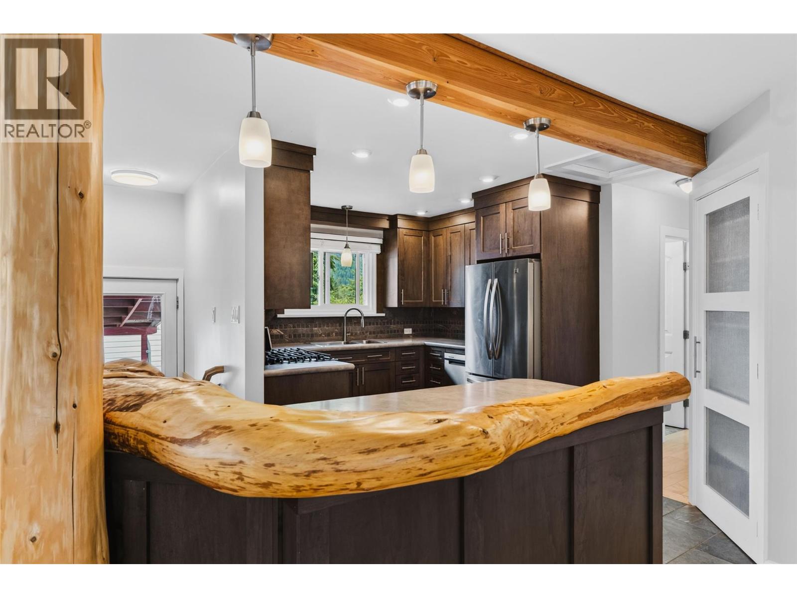 815 Tenth Street, Nelson, British Columbia V1L 3C6 - Photo 6 - 10391936