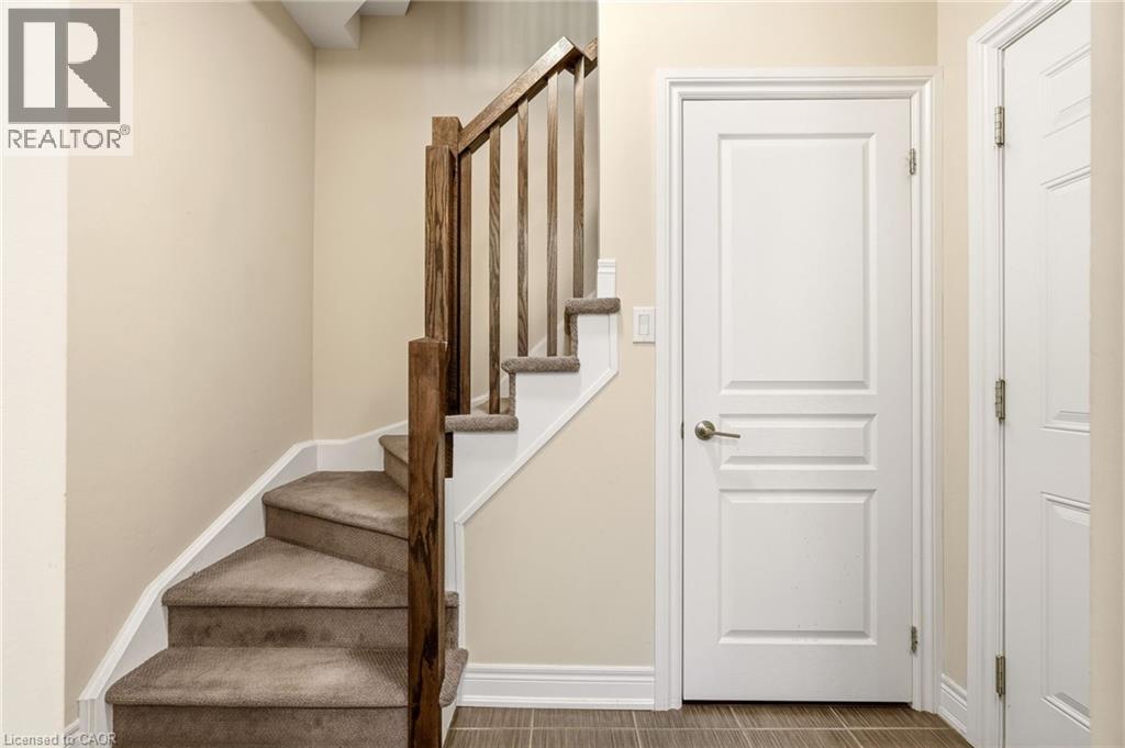 2086 Ghent Avenue Unit# 36, Burlington, Ontario  L7R 0E1 - Photo 5 - 40840277