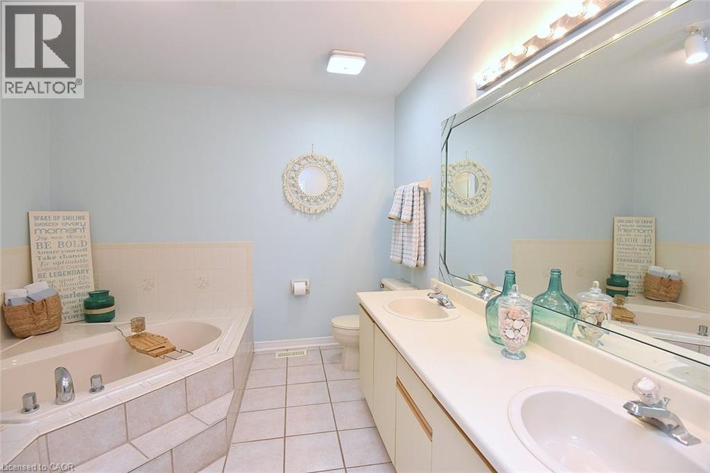 2113 Chrisdon Road, Burlington, Ontario  L7M 3S4 - Photo 24 - 40839644