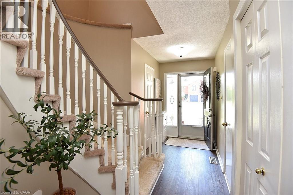 2113 Chrisdon Road, Burlington, Ontario  L7M 3S4 - Photo 7 - 40839644