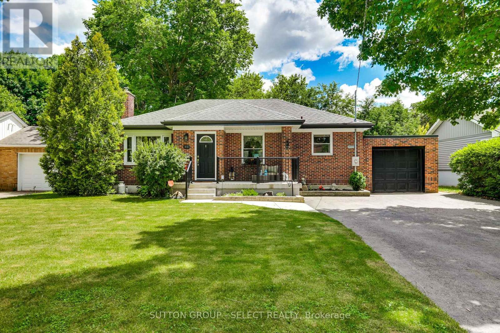 65 BROADWAY AVENUE, London South, Ontario