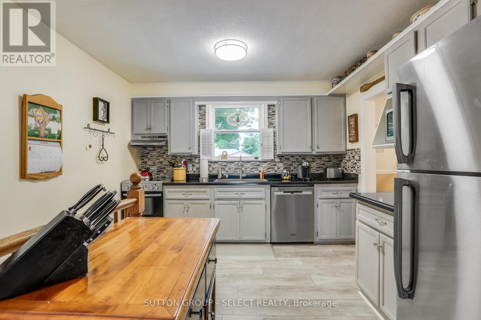 65 Broadway Avenue, London South, Ontario  N6P 1A9 - Photo 18 - X13459996