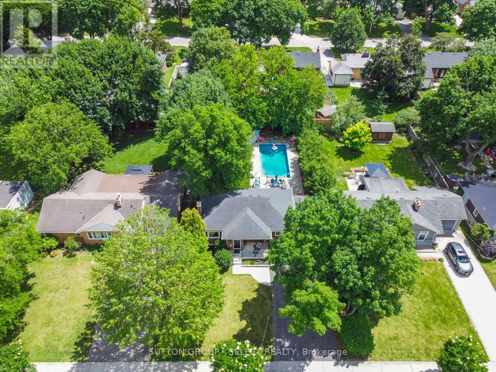 65 Broadway Avenue, London South, Ontario  N6P 1A9 - Photo 2 - X13459996