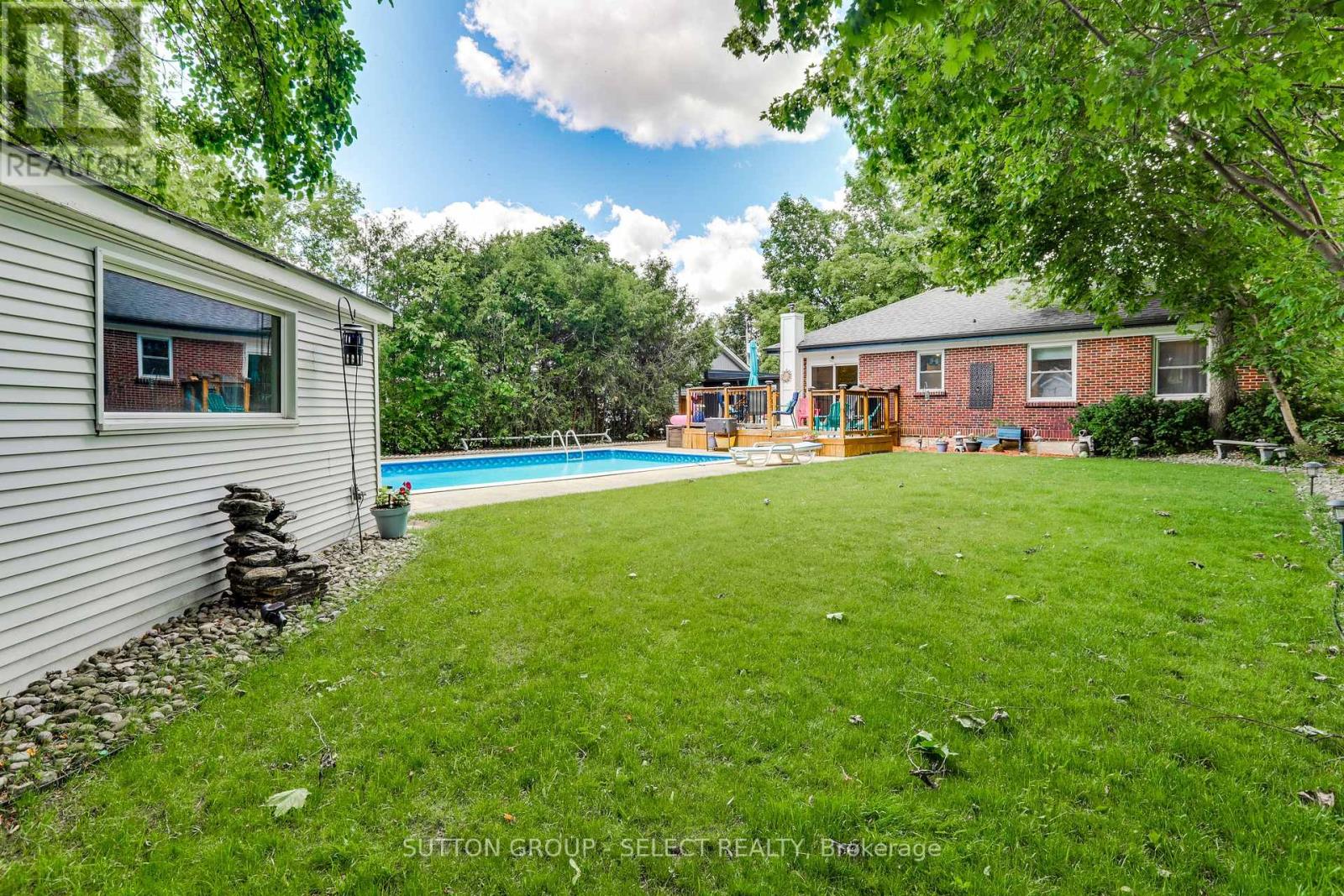 65 Broadway Avenue, London South, Ontario  N6P 1A9 - Photo 38 - X13459996
