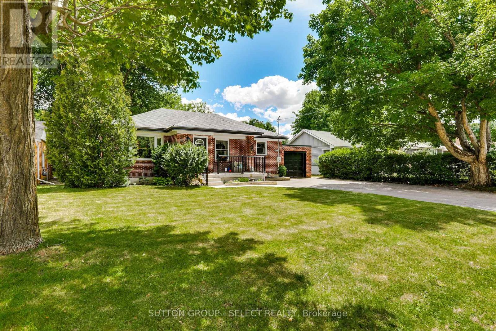 65 Broadway Avenue, London South, Ontario  N6P 1A9 - Photo 5 - X13459996