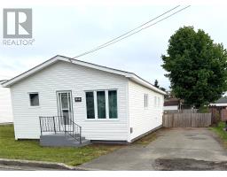 <div class="price">$164,900</div> 21 Patrick Street<br>Grand Falls - Windsor, Newfoundland & Labrador<br><div class='bed_bath'>2 Bed | 1 Bath</div>