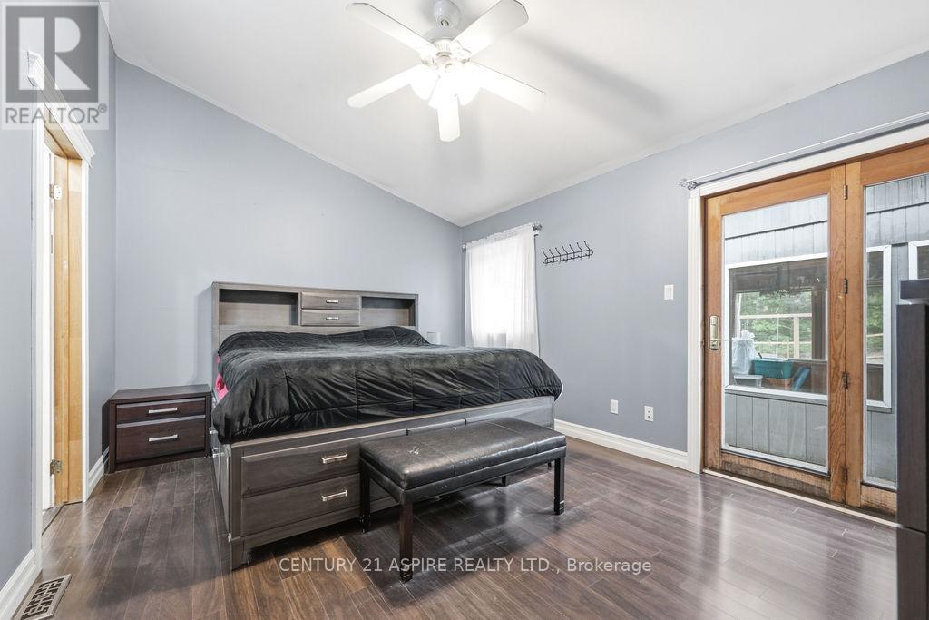 17 Martin Street, Laurentian Hills, Ontario  K0J 1J0 - Photo 18 - X13460034