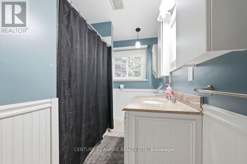 17 Martin Street, Laurentian Hills, Ontario  K0J 1J0 - Photo 23 - X13460034