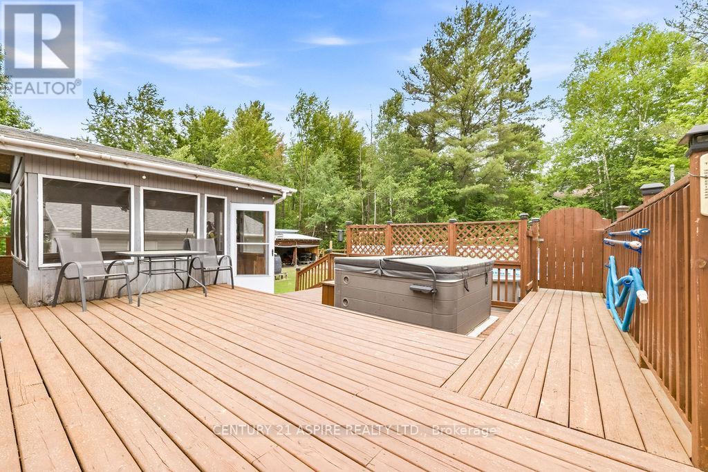 17 Martin Street, Laurentian Hills, Ontario  K0J 1J0 - Photo 34 - X13460034