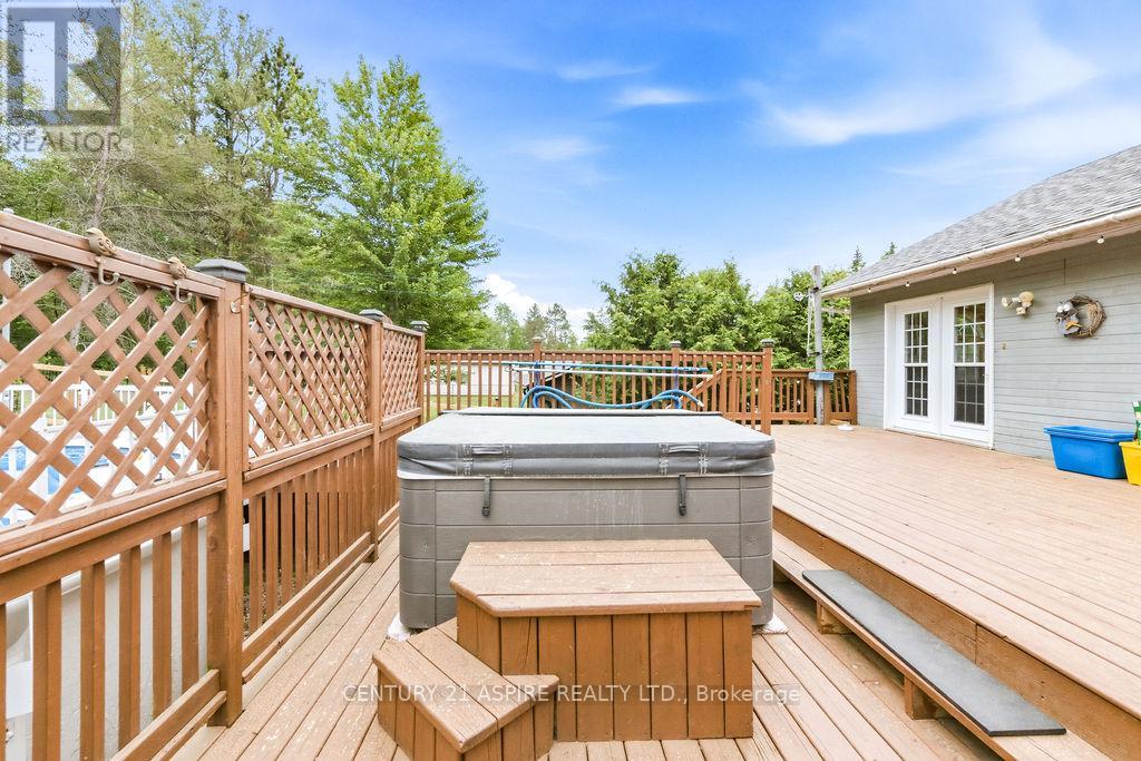 17 Martin Street, Laurentian Hills, Ontario  K0J 1J0 - Photo 35 - X13460034