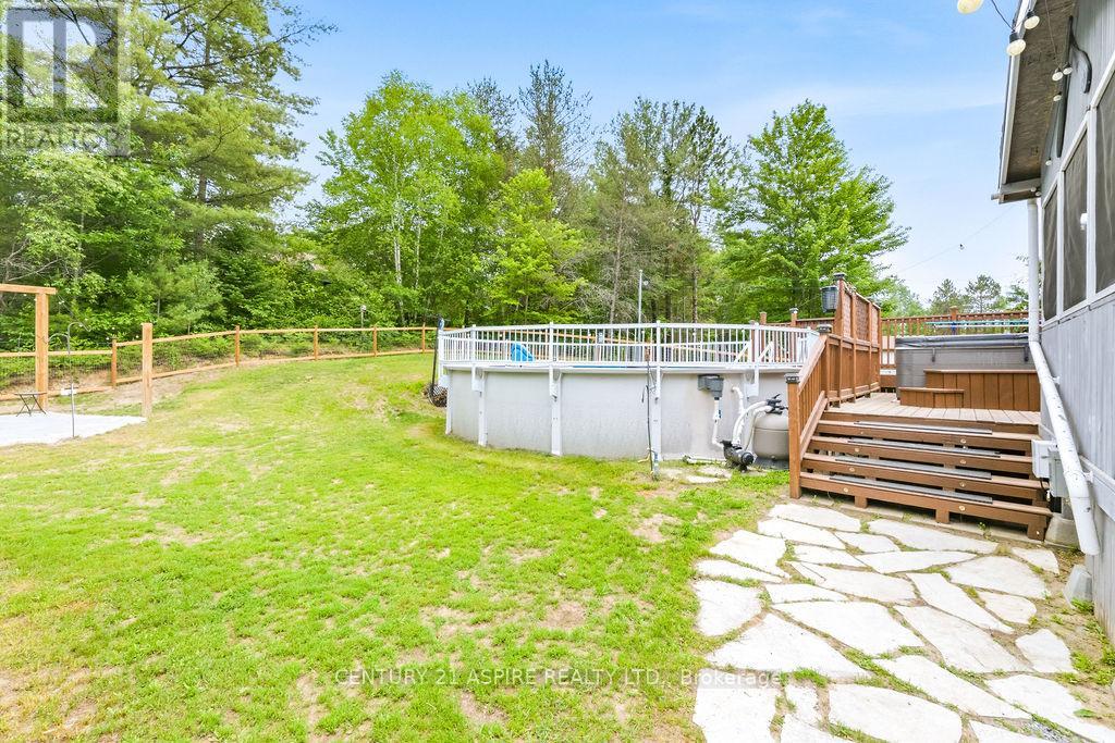 17 Martin Street, Laurentian Hills, Ontario  K0J 1J0 - Photo 37 - X13460034