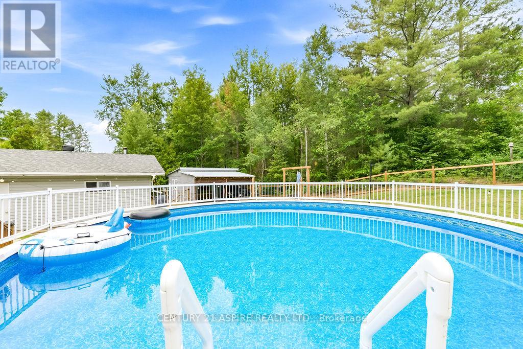 17 Martin Street, Laurentian Hills, Ontario  K0J 1J0 - Photo 38 - X13460034