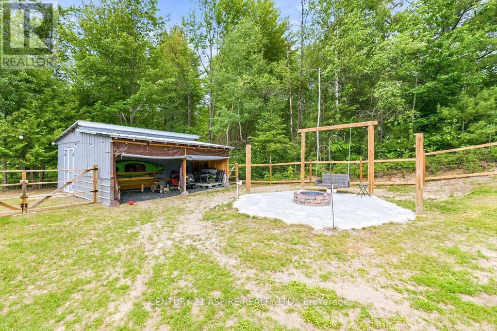 17 Martin Street, Laurentian Hills, Ontario  K0J 1J0 - Photo 40 - X13460034
