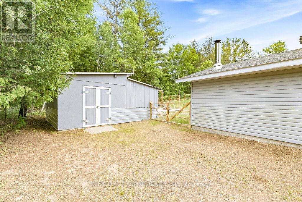 17 Martin Street, Laurentian Hills, Ontario  K0J 1J0 - Photo 41 - X13460034