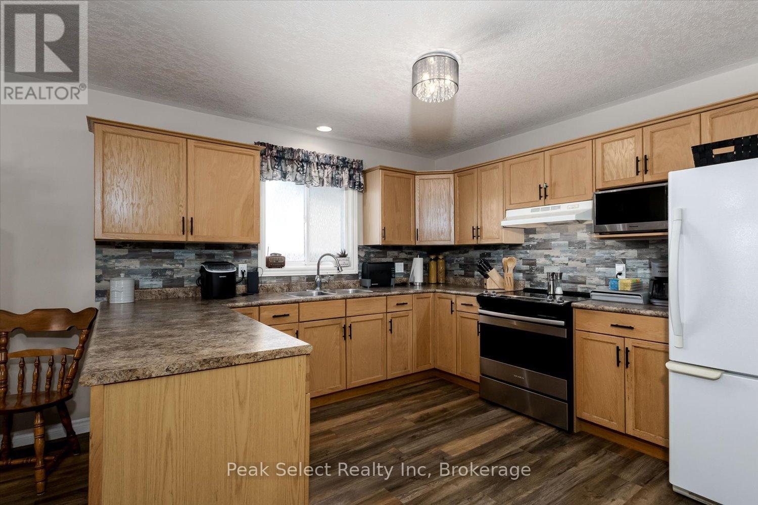 59 Albert Street, West Perth, Ontario  N0K 1N0 - Photo 7 - X13459994
