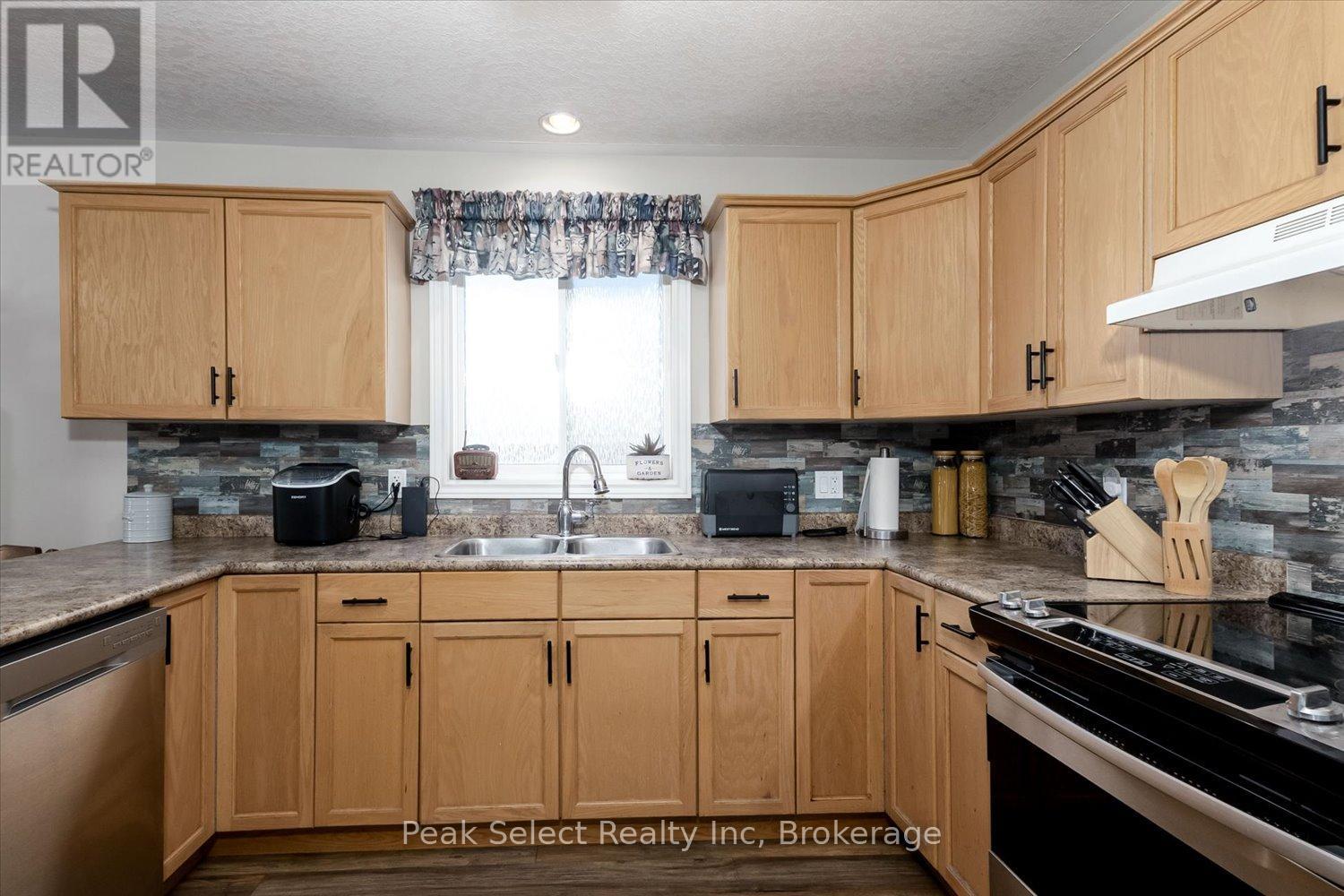 59 Albert Street, West Perth, Ontario  N0K 1N0 - Photo 8 - X13459994