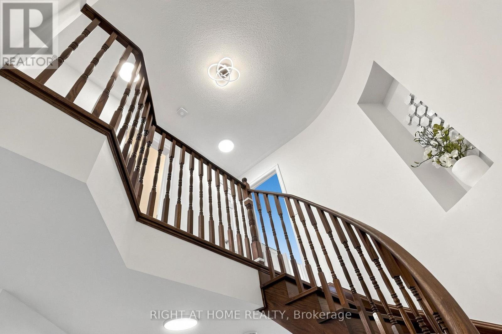 6 Courtland Crescent, East Gwillimbury, Ontario  L9N 0A9 - Photo 23 - N13460032