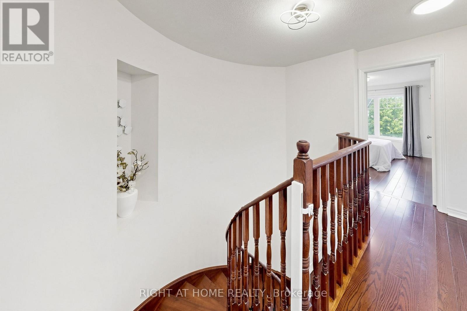 6 Courtland Crescent, East Gwillimbury, Ontario  L9N 0A9 - Photo 25 - N13460032
