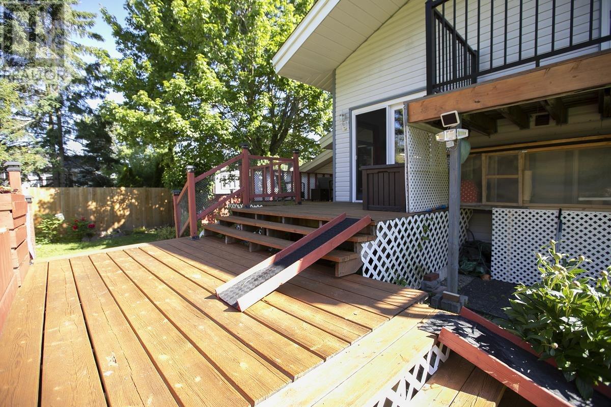 85 Royal York Blvd, Sault Ste. Marie, Ontario  P6A 6X3 - Photo 15 - SM261497