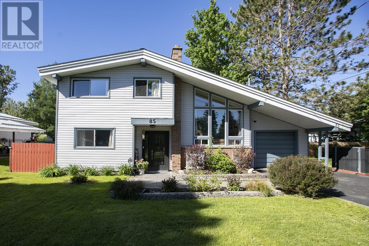 85 Royal York Blvd, Sault Ste. Marie, Ontario  P6A 6X3 - Photo 1 - SM261497