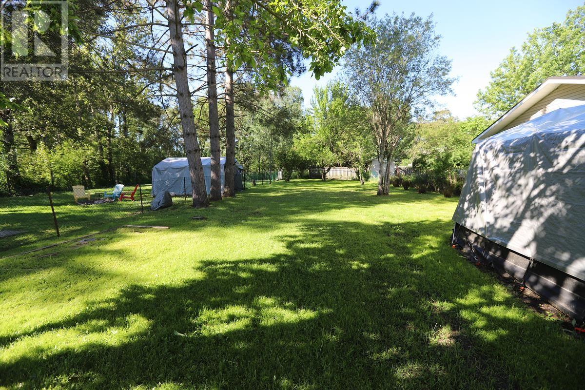 85 Royal York Blvd, Sault Ste. Marie, Ontario  P6A 6X3 - Photo 8 - SM261497
