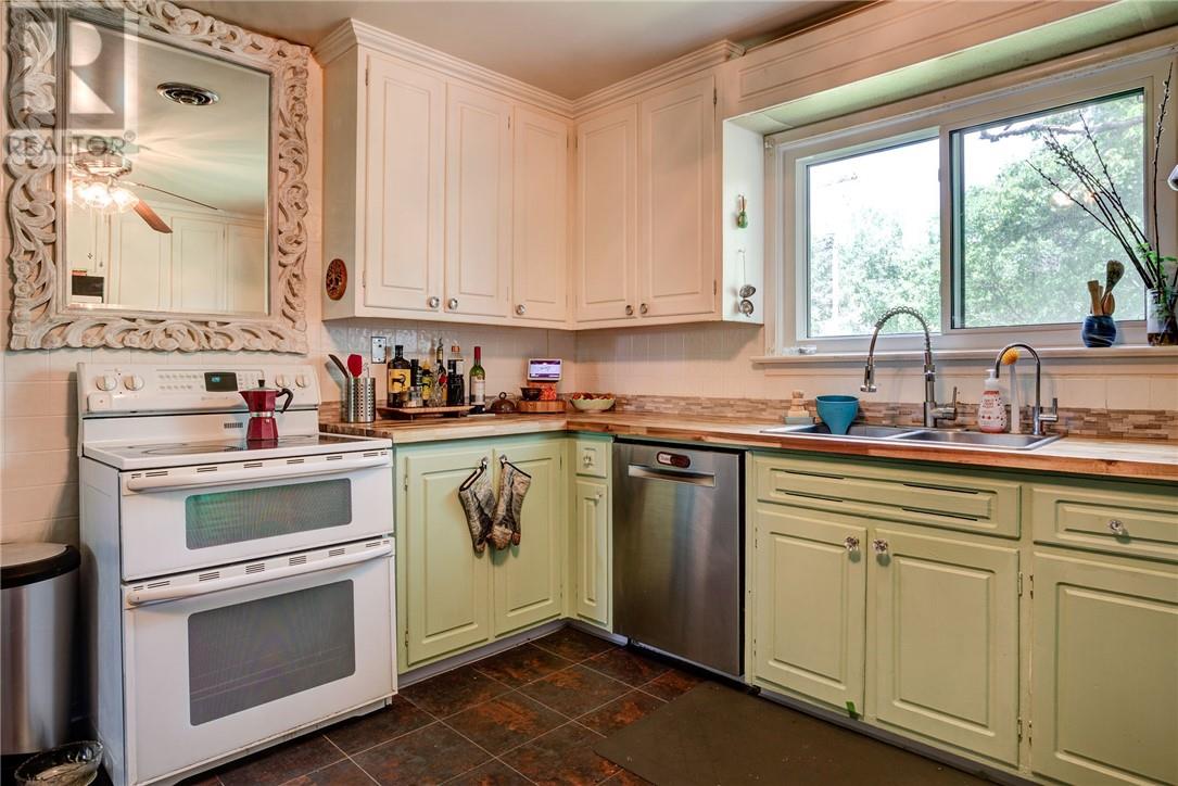 5 Hillcrest Avenue, Falconbridge, Ontario  P0M 1S0 - Photo 8 - 2128505