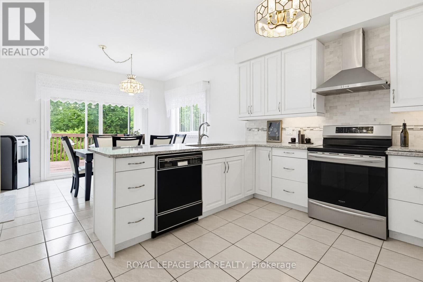 31 Kirkwood Crescent, Caledon, Ontario  L7C 1B9 - Photo 14 - W13460014