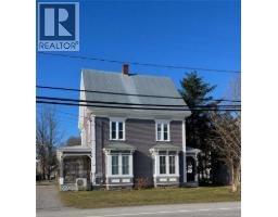 132 Broadway Street, Woodstock, New Brunswick