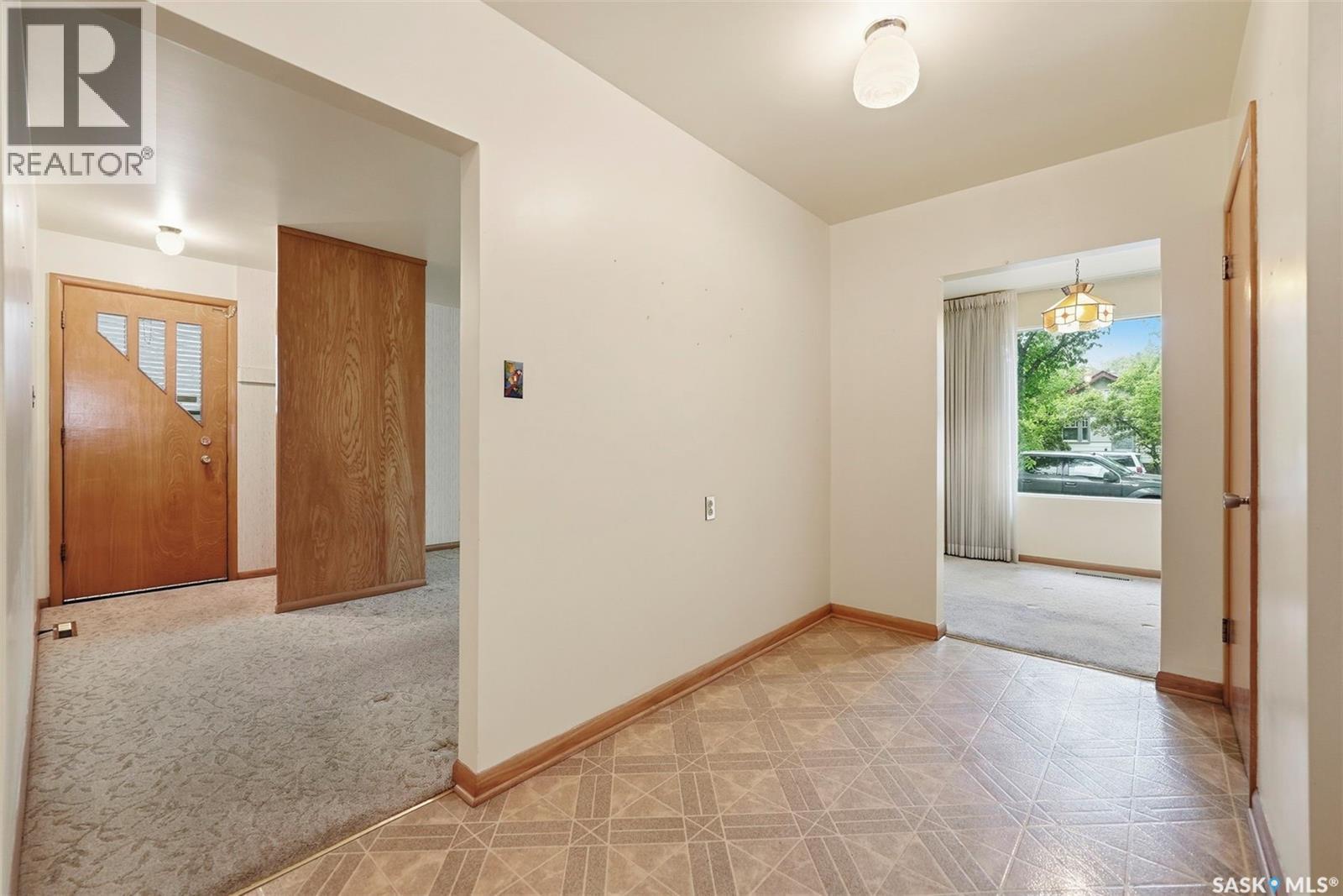 924 9th Avenue N, Saskatoon, Saskatchewan  S7K 2Z4 - Photo 14 - SK039432