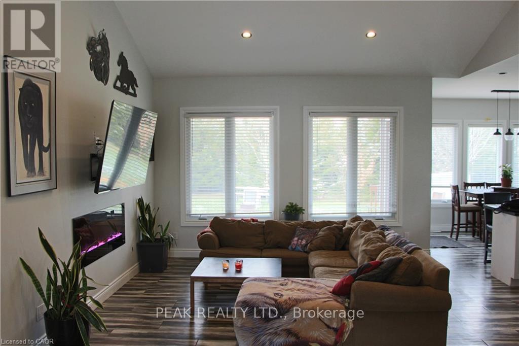 38812 Vienna Street, Bluewater, Ontario  N0M 2R0 - Photo 3 - X13460008