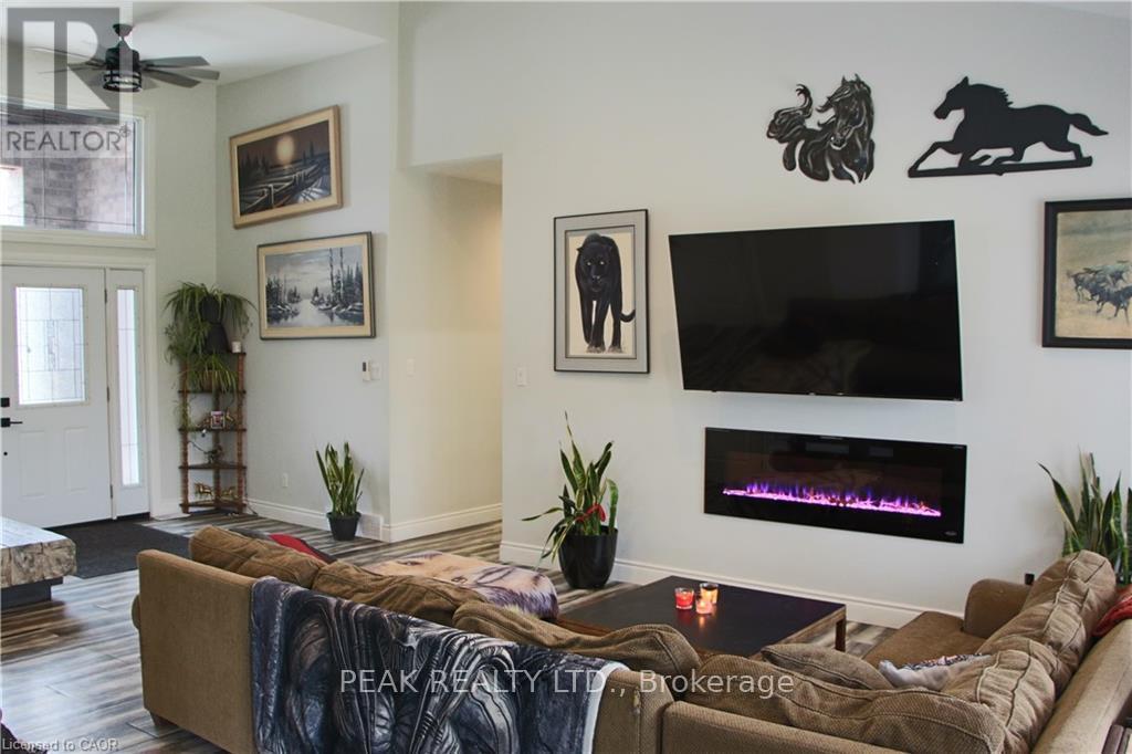 38812 Vienna Street, Bluewater, Ontario  N0M 2R0 - Photo 4 - X13460008